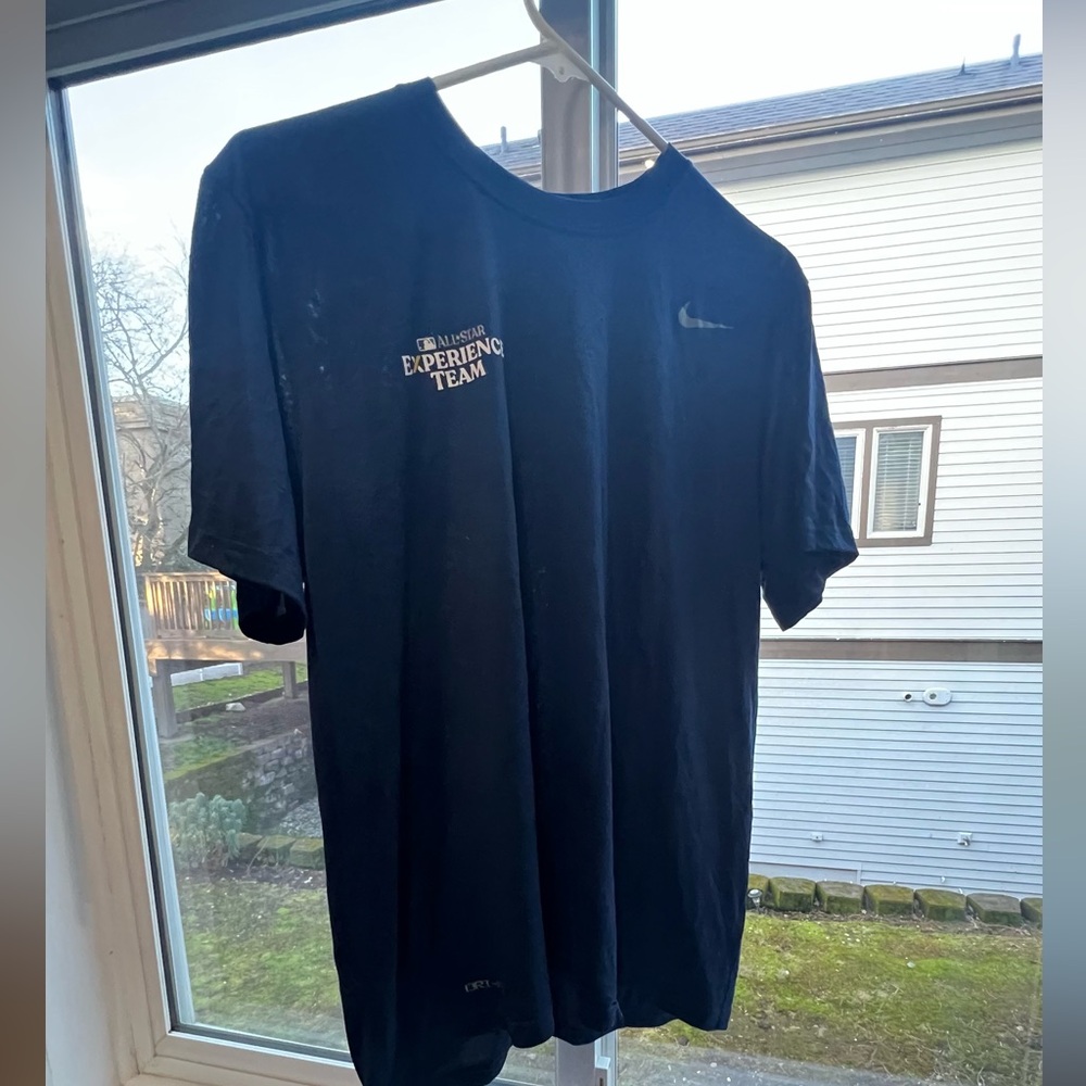 New MLB Allstar experience team shirt